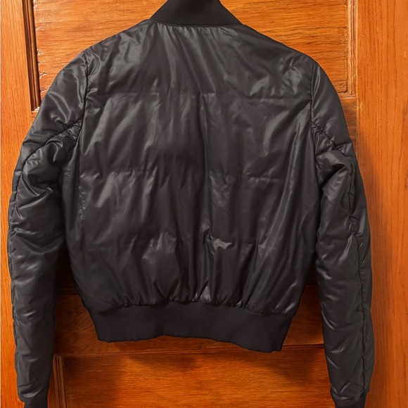 ALO Yoga Black Zip-Up Jacket - Picture 5 of 5
